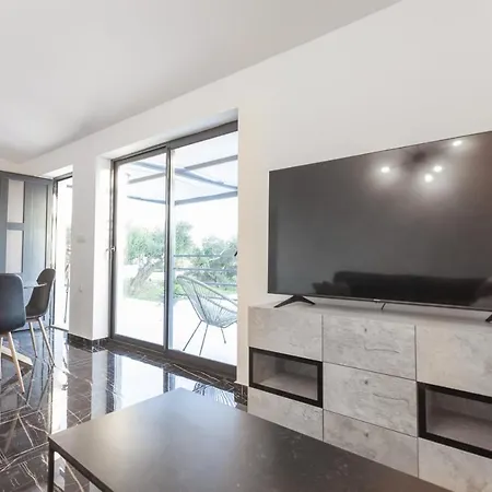 Holiday home Olive Lounge House Makarska