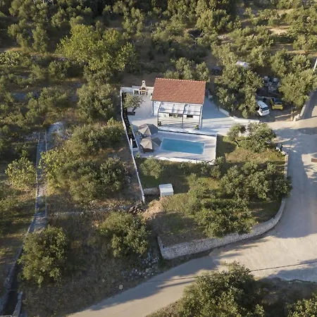 Olive Lounge House Holiday home Makarska