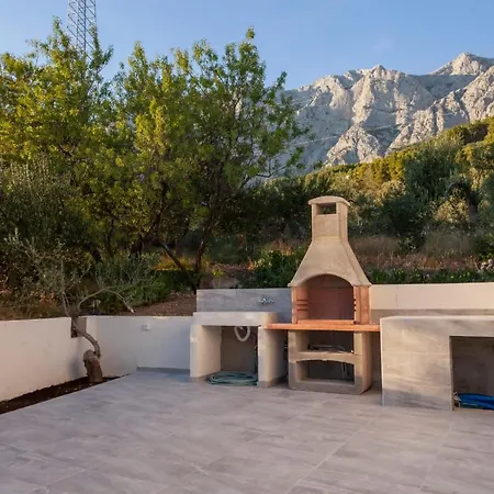 Holiday home Olive Lounge House Makarska